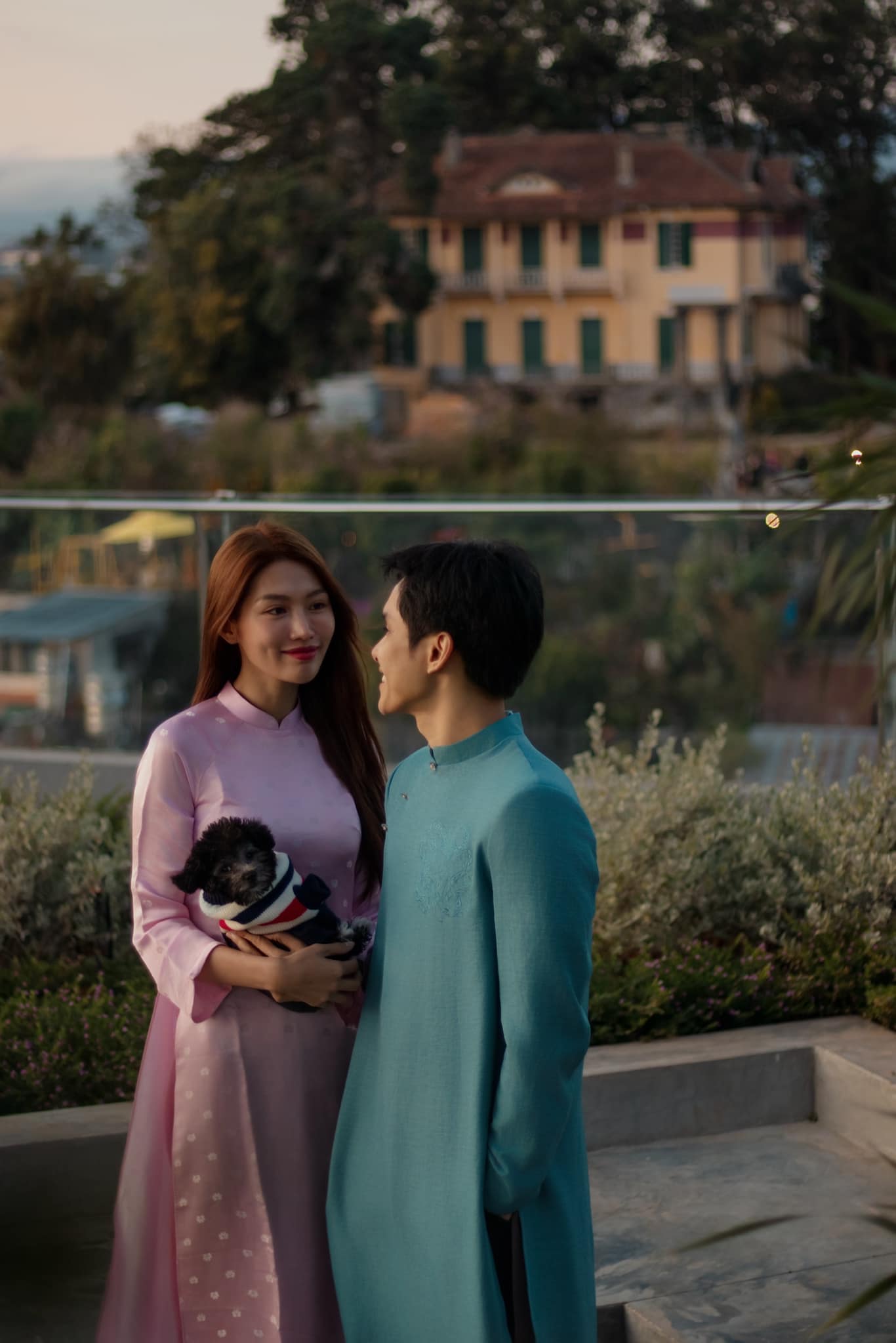 Chồng sắp cưới của Á hậu Chế Nguyễn Quỳnh Châu: Doanh nhân kín tiếng, visual và gia thế "không phải dạng vừa" - Ảnh 13.