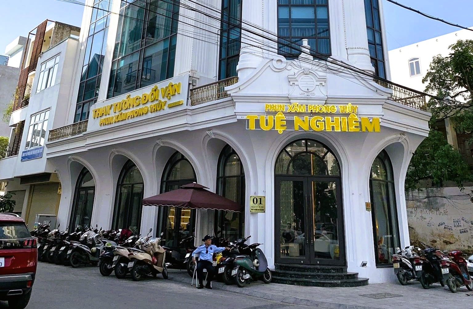 Tìm bị hại trong vụ án lừa đảo phun xăm phong thủy tại thanh hóa - Ảnh 1. Tìm bị hại trong vụ án lừa đảo phun xăm phong thủy tại thanh hóa - Ảnh 1.