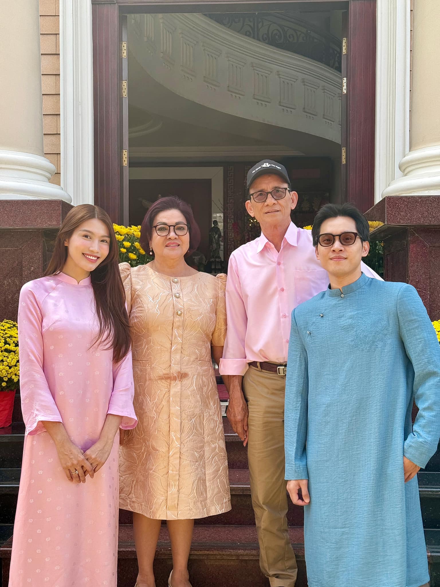 Chồng sắp cưới của Á hậu Chế Nguyễn Quỳnh Châu: Doanh nhân kín tiếng, visual và gia thế "không phải dạng vừa" - Ảnh 7.