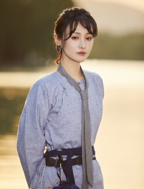 Trịnh Sảng lại phá đảo cõi mạng: Manh nha trở lại, khoe cuộc sống "thiên đường" núp bóng đại gia đang bị truy nã - Ảnh 7.