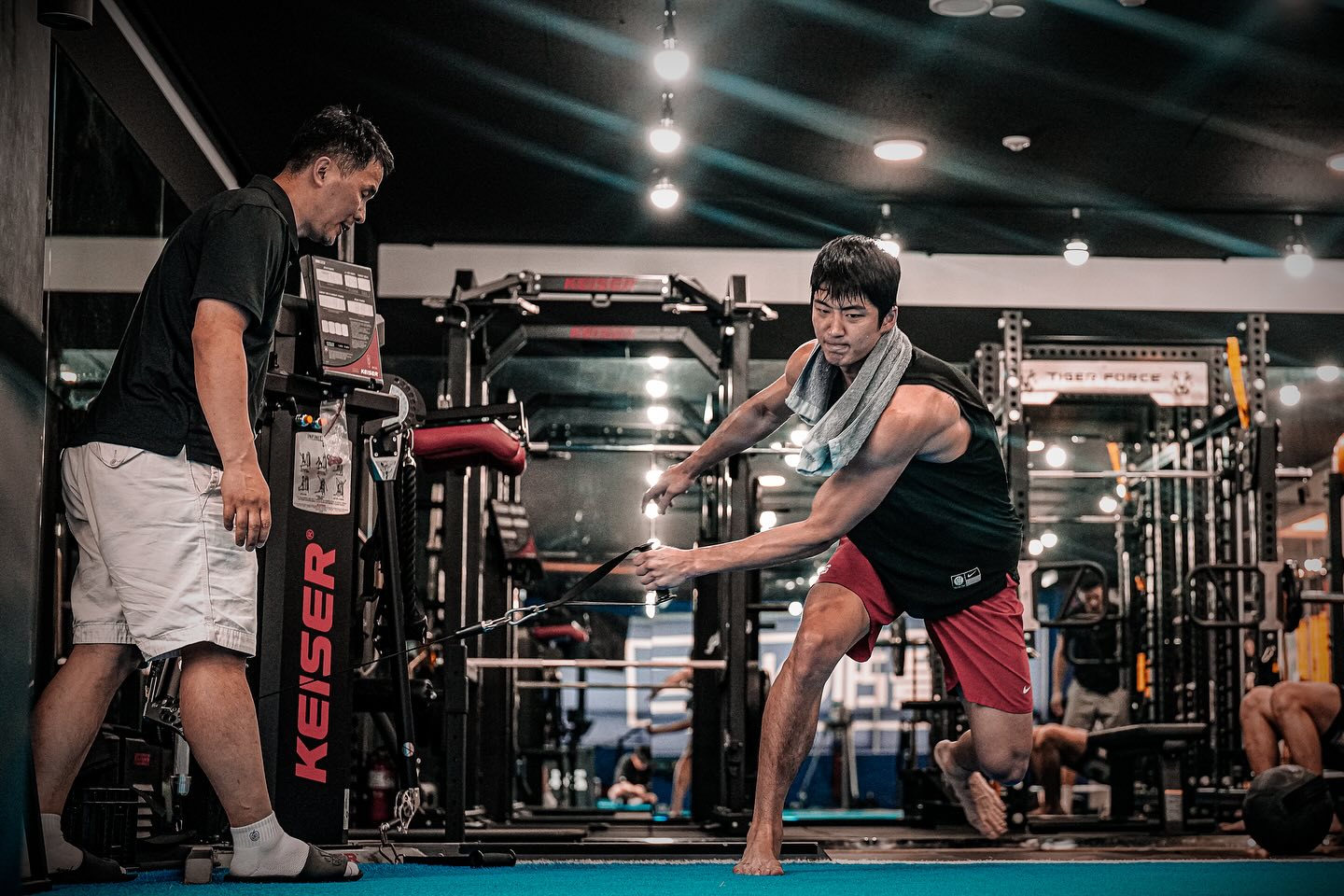 &ldquo;Nam thần&rdquo; b&oacute;ng rổ cao 2m03 hot rần rần v&igrave; visual đẹp như idol, c&ocirc;ng khai b&agrave;y tỏ t&igrave;nh &yacute; với Jennie (BLACKPINK)- Ảnh 10.