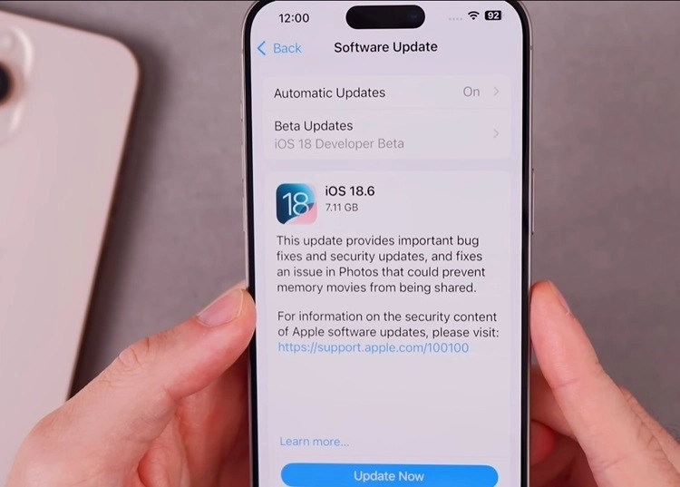Người Dùng Phàn Nàn Về Ios 18 . 6 Gây Nóng Máy Và Hao Pin Nghiêm Trọng - Ảnh 2. Người Dùng Phàn Nàn Về Ios 18 . 6 Gây Nóng Máy Và Hao Pin Nghiêm Trọng - Ảnh 2.