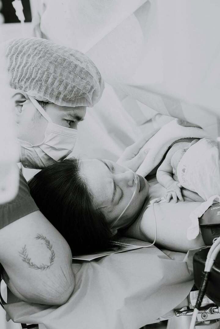 Ng&ocirc; Thanh V&acirc;n sinh con g&aacute;i đầu l&ograve;ng - Ảnh 1.