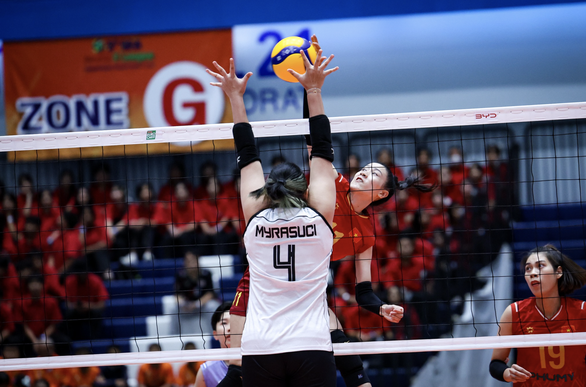 Thắng đậm Indonesia, tuyển nữ Việt Nam chờ tranh chung kết SEA V.League- Ảnh 2.