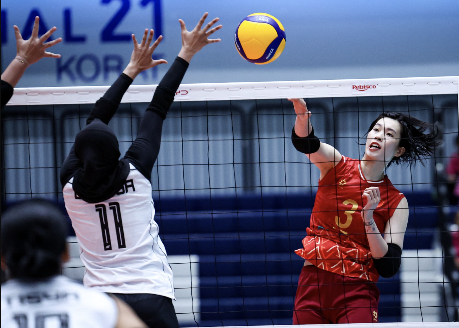 Thắng đậm Indonesia, tuyển nữ Việt Nam chờ tranh chung kết SEA V.League- Ảnh 1.
