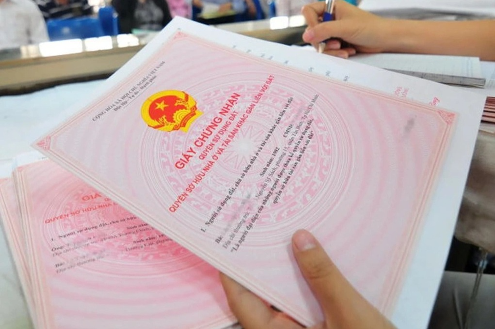 Khi ngân hàng “bó tay” với tài sản bảo đảm bất động sản: Có đất thay nợ xấu nhưng không thể bán, không thể hạch toán- Ảnh 1. Khi ngân hàng “bó tay” với tài sản bảo đảm bất động sản: Có đất thay nợ xấu nhưng không thể bán, không thể hạch toán- Ảnh 1.