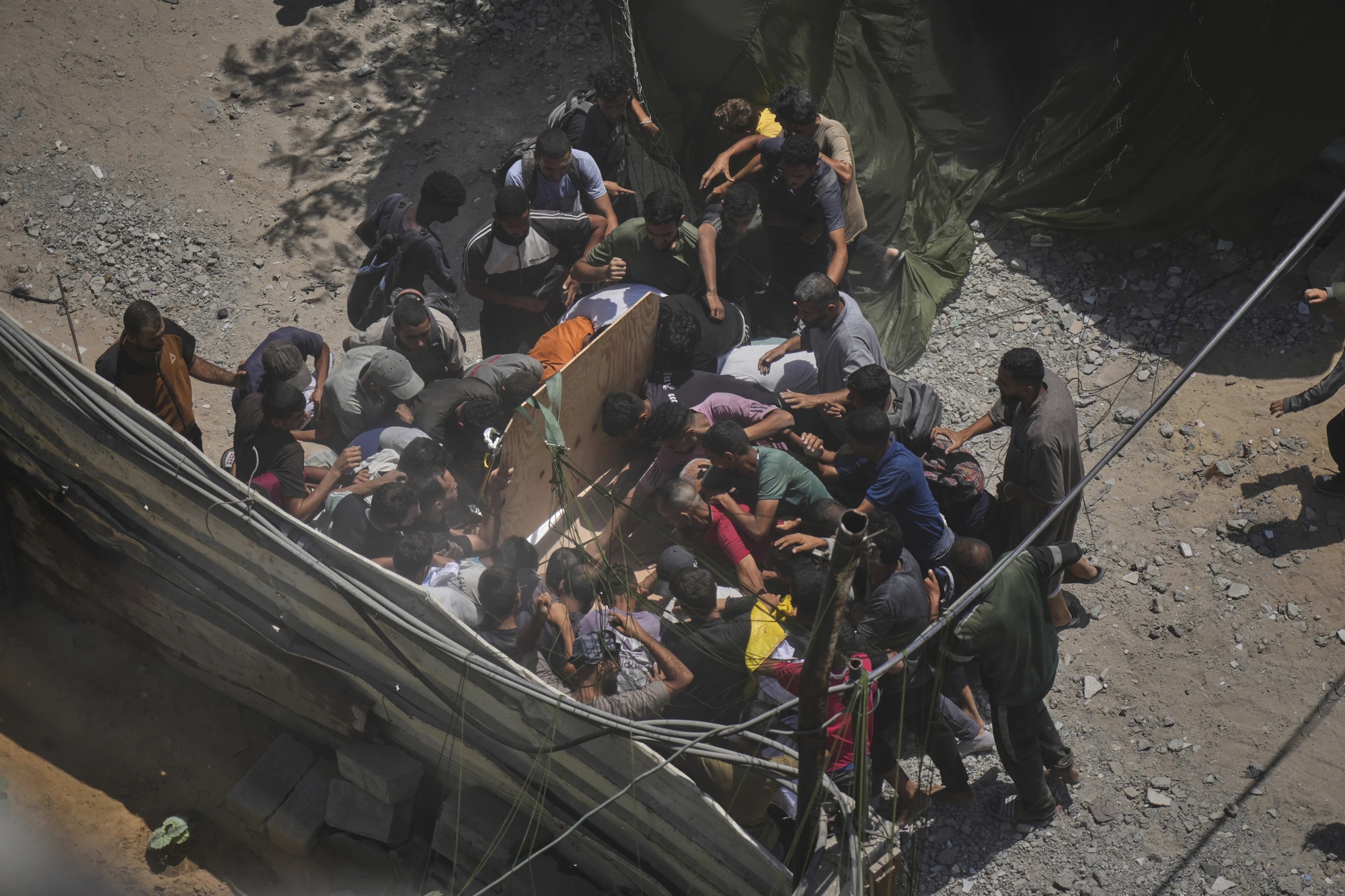 Kế hoạch Gaza của Israel bị phản ứng mạnh - Ảnh 1.