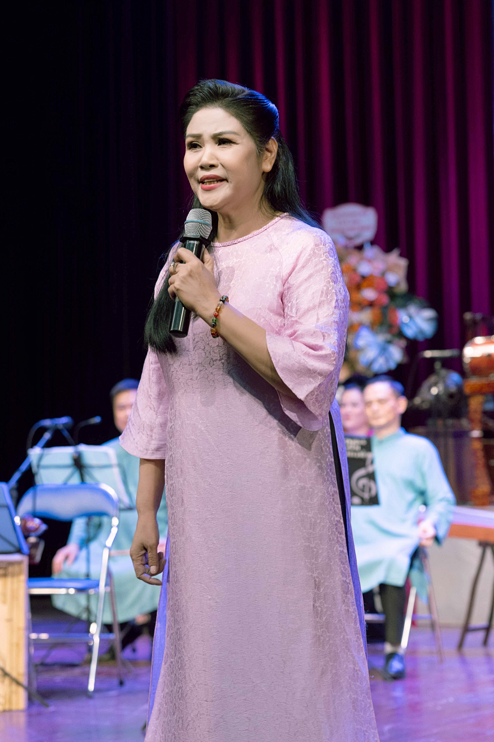 100 năm ngày sinh NGND.NS Hoàng Kiều: NSND Thanh Ngoan ca ngợi thầy hết lời, Giáng S - Ảnh 4.