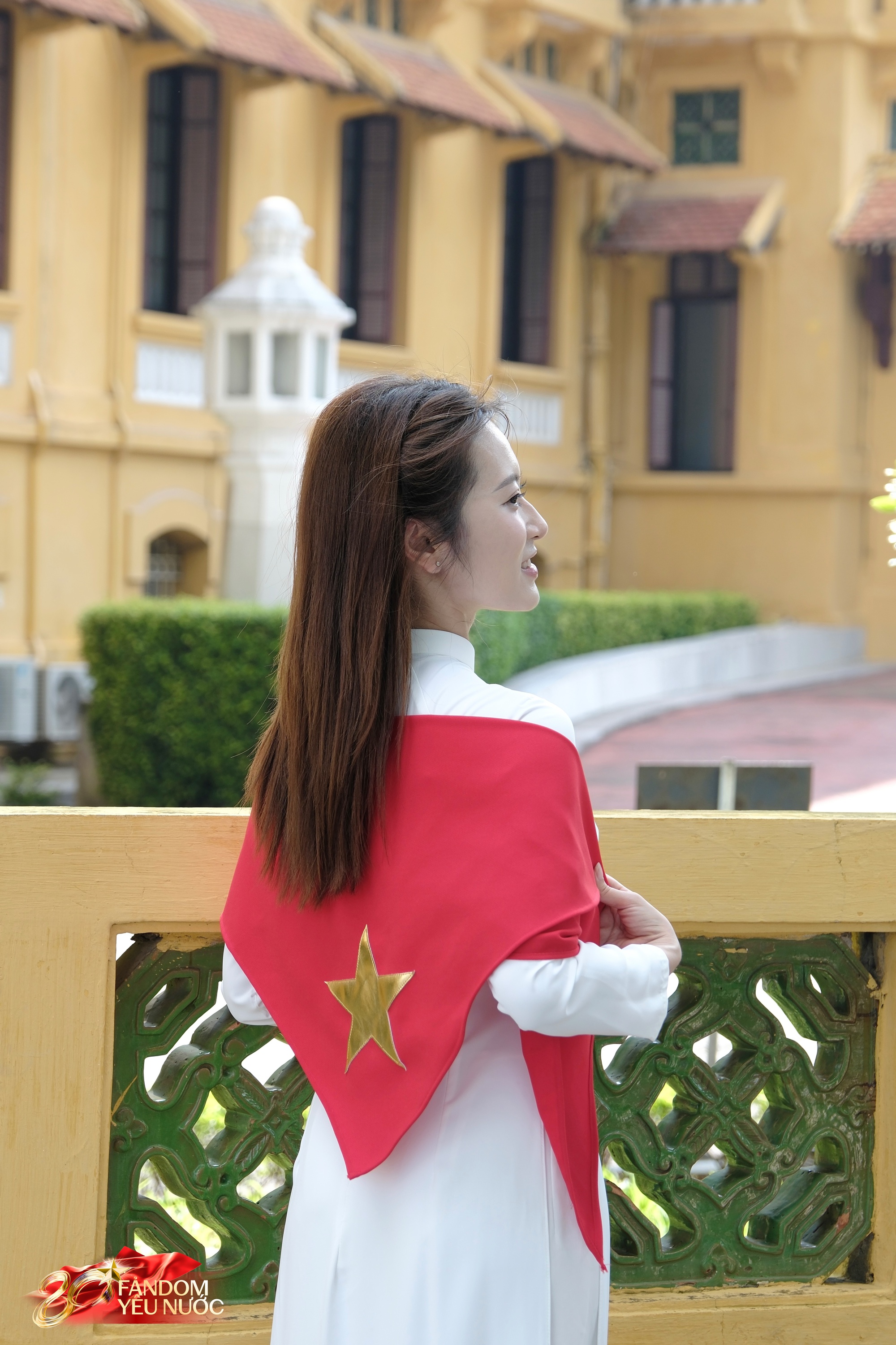 Hội nàng thơ makeup lúc 3h sáng, 6h ra Lăng Bác thì đã thấy kín người: Hé lộ chi phí bộ ảnh- Ảnh 7.