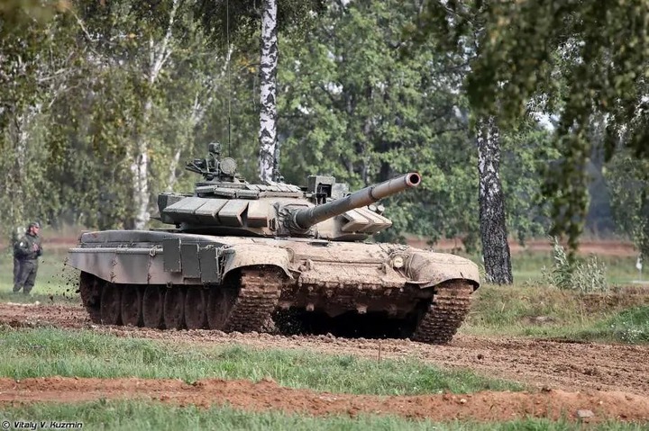 T - 72 không người lái: Bước đột phá mới của quân đội Nga trên chiến trường hiện đại - Ảnh 3.