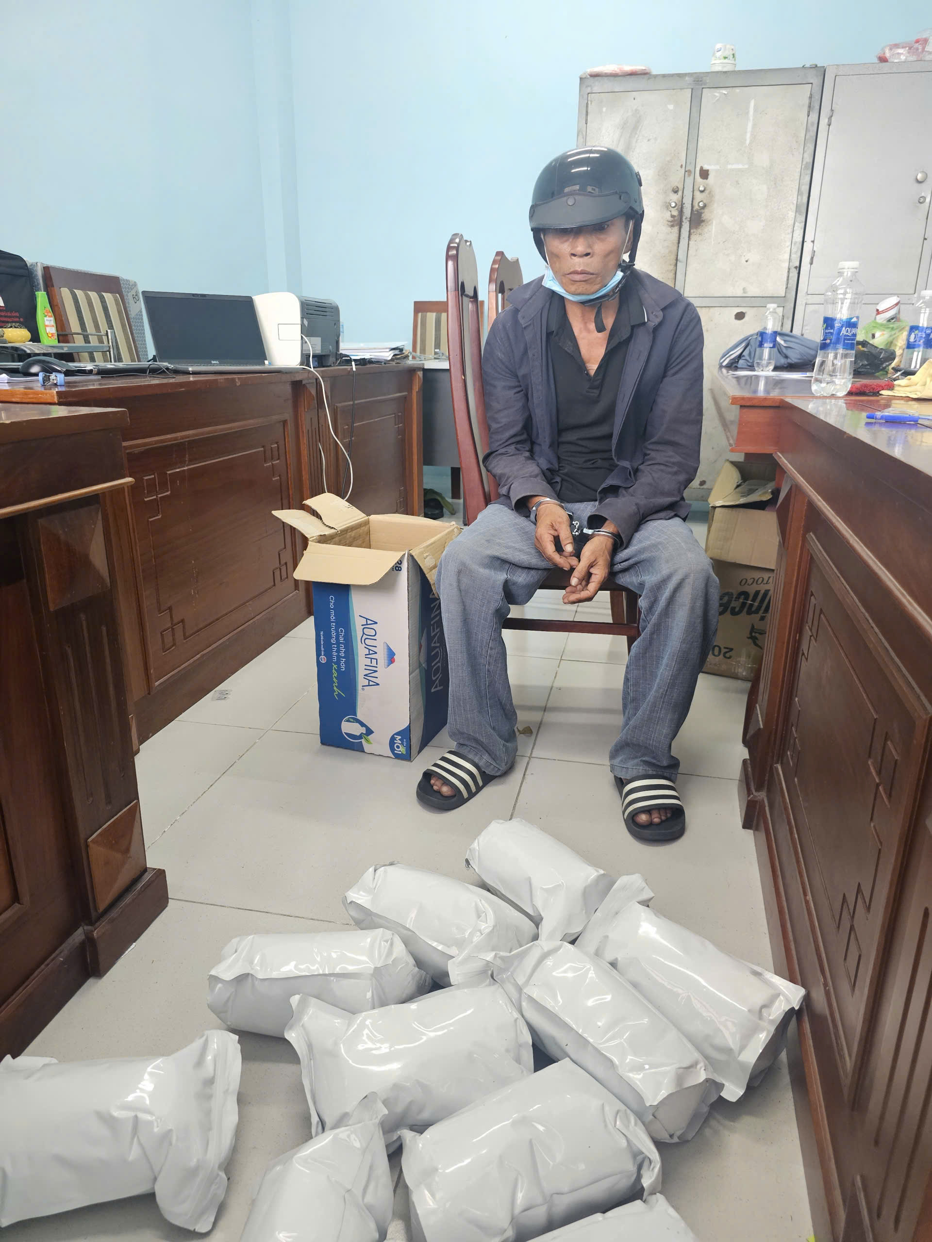 Tiết lộ đường dây cỏ Mỹ lớn nhất Đà Nẵng bị triệt phá , 5 đối tượng bị bắt giữ - Ảnh 1. Tiết lộ đường dây cỏ Mỹ lớn nhất Đà Nẵng bị triệt phá , 5 đối tượng bị bắt giữ - Ảnh 1.