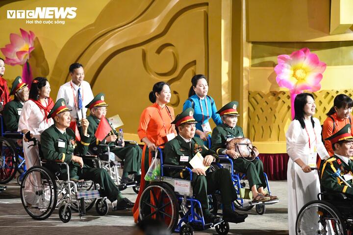 Hùng tráng Lễ diễu binh, diễu hành kỷ niệm 80 năm Quốc khánh 2/9 - Ảnh 43.