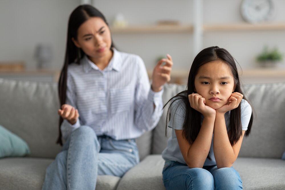 Phụ huynh Hà Nội bàng hoàng khi thấy thứ con trai 15 tuổi giấu kỹ trong phòng: "Tôi thực sự bị shock..." - Ảnh 3. Phụ huynh Hà Nội bàng hoàng khi thấy thứ con trai 15 tuổi giấu kỹ trong phòng: "Tôi thực sự bị shock..." - Ảnh 3.