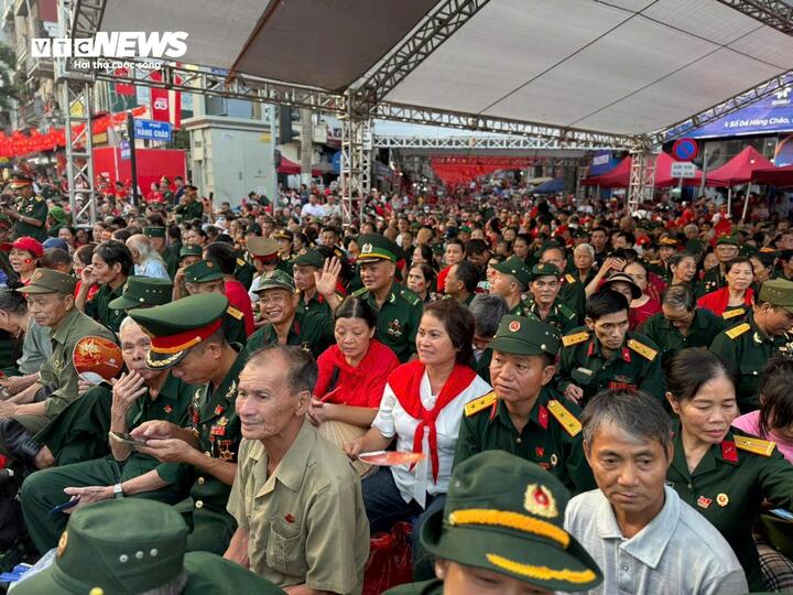 Hùng tráng Lễ diễu binh, diễu hành kỷ niệm 80 năm Quốc khánh 2/9 - Ảnh 41.