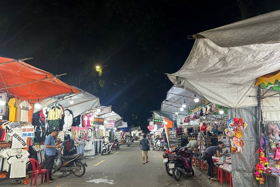 Từ Giao thừa Tết 2026, một ngôi chợ sẽ bị đóng cửa vĩnh viễn - Ảnh 1. Từ Giao thừa Tết 2026, một ngôi chợ sẽ bị đóng cửa vĩnh viễn - Ảnh 1.