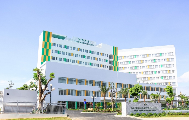 Ts.bs Quách Hữu Trung – Người “Gieo Hạt” Đổi Mới Cho Y Tế Miền Trung Và Hành Trình Tại Vinmec Đà Nẵng - Ảnh 2. Ts.bs Quách Hữu Trung – Người “Gieo Hạt” Đổi Mới Cho Y Tế Miền Trung Và Hành Trình Tại Vinmec Đà Nẵng - Ảnh 2.