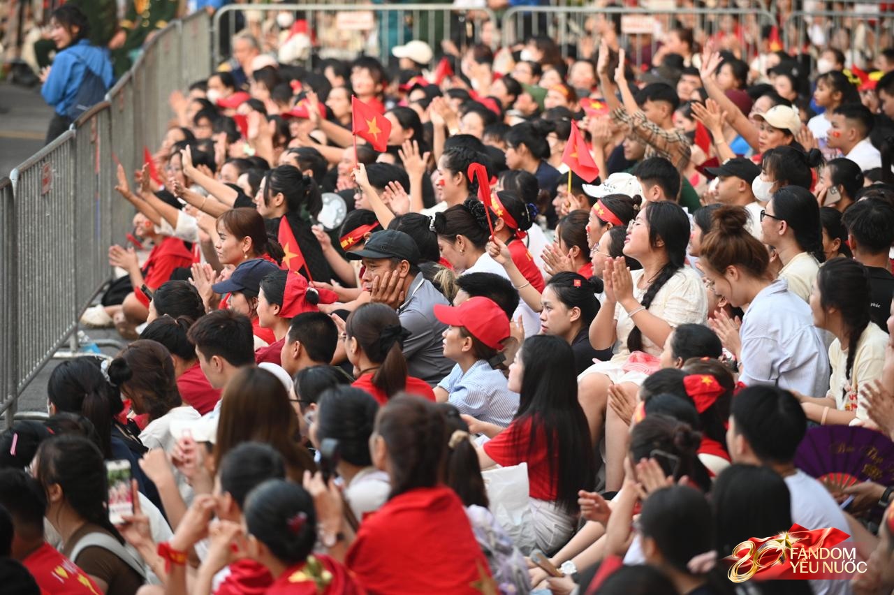 6h30 sáng 2/9: Lễ diễu binh diễu hành kỷ niệm 80 năm Quốc khánh chính thức bắt đầu- Ảnh 11.