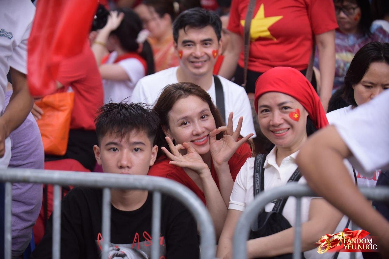 Cảnh tượng trên đường phố Hà Nội 12 tiếng trước ngày diễu binh A80- Ảnh 17.