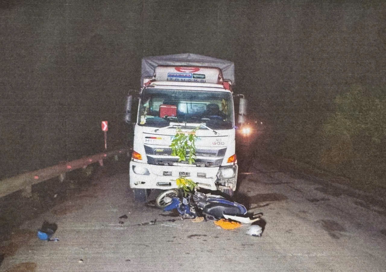 Công an Đà Nẵng tìm người biết thông tin vụ tai nạn 2 người chết- Ảnh 1.