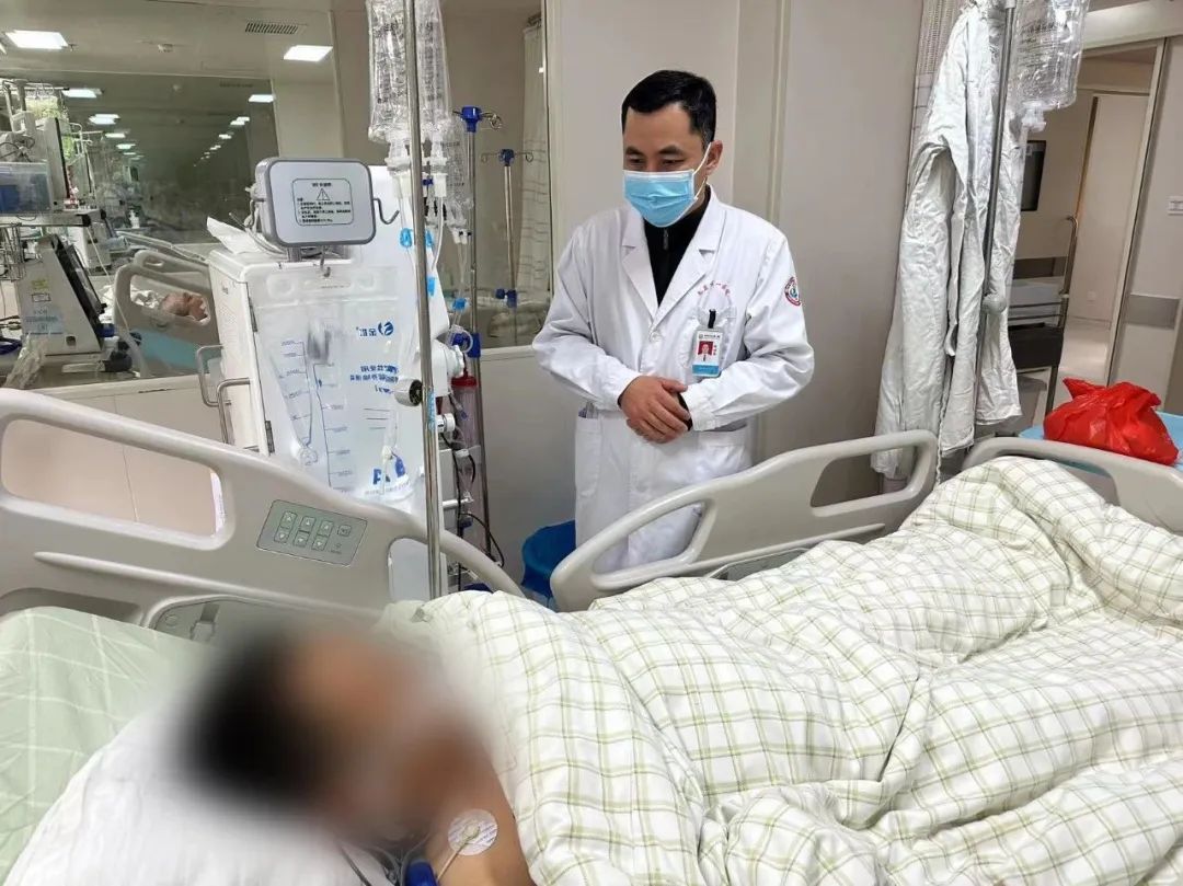 Người đàn ông tím tái, nguy kịch sau khi ăn 1 loại rau: Bác sĩ cảnh báo "độc hơn thạch tín"- Ảnh 1. Người đàn ông tím tái, nguy kịch sau khi ăn 1 loại rau: Bác sĩ cảnh báo "độc hơn thạch tín"- Ảnh 1.