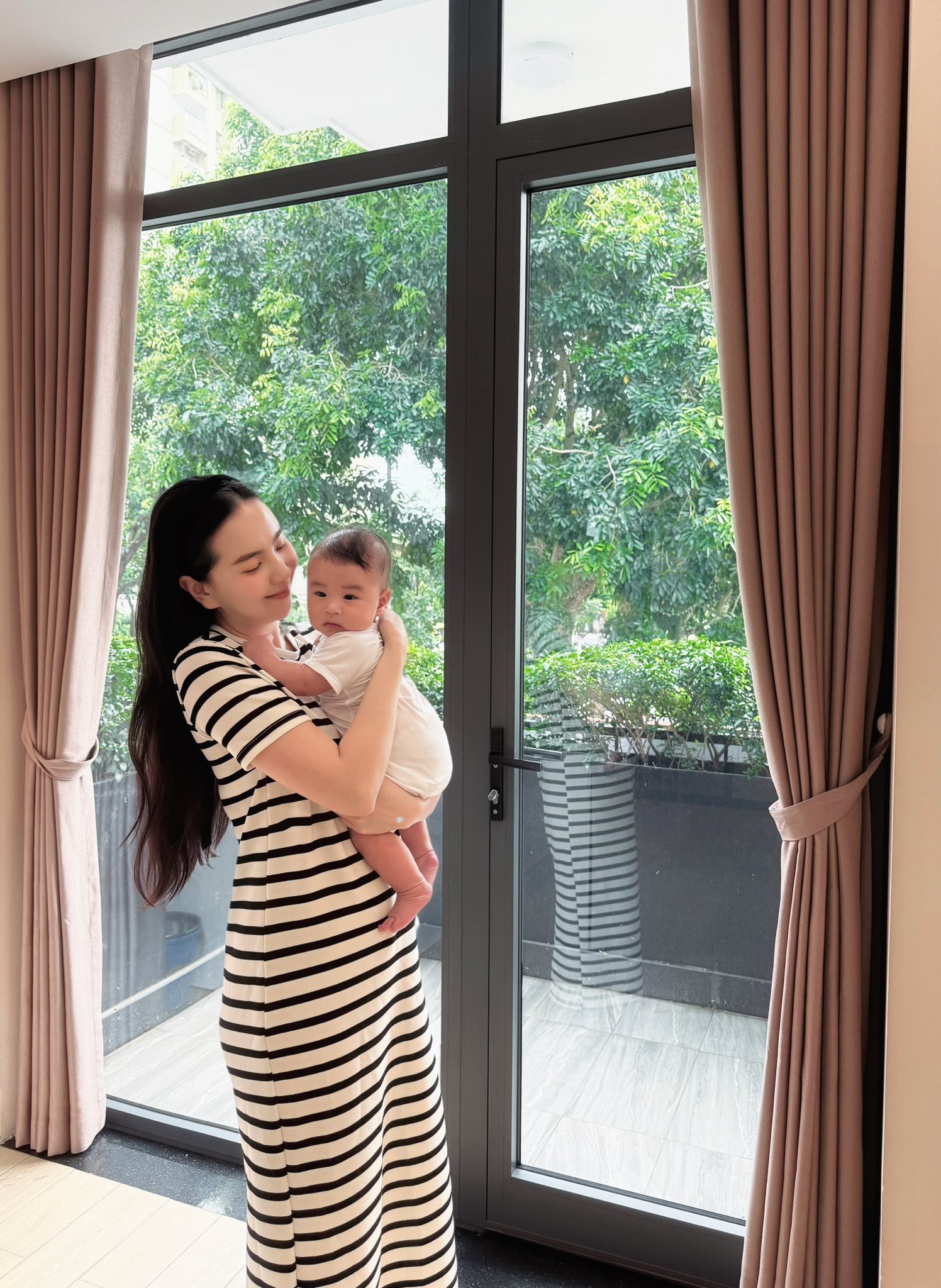 MC Mai Ngọc tự khép lại 9 năm: "Kết thúc quá trình thanh lọc, điều gì cần trả cũng đã trả..." - Ảnh 2. MC Mai Ngọc tự khép lại 9 năm: "Kết thúc quá trình thanh lọc, điều gì cần trả cũng đã trả..." - Ảnh 2.