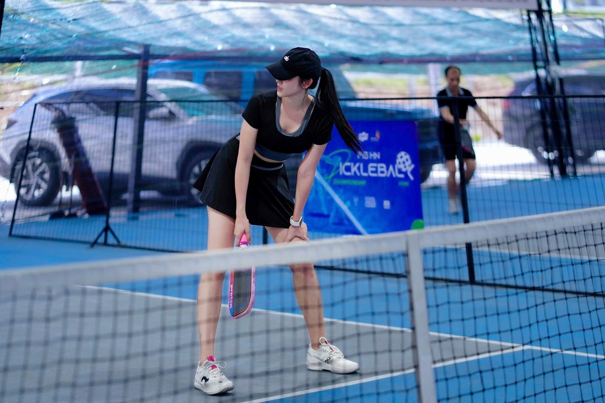 Á hậu Huyền My chăm tập thể thao hết cỡ: Từ pickleball, golf đến yoga đều "cân đẹp", bảo sao dáng nuột nà đến thế - Ảnh 1. Á hậu Huyền My chăm tập thể thao hết cỡ: Từ pickleball, golf đến yoga đều "cân đẹp", bảo sao dáng nuột nà đến thế - Ảnh 1.