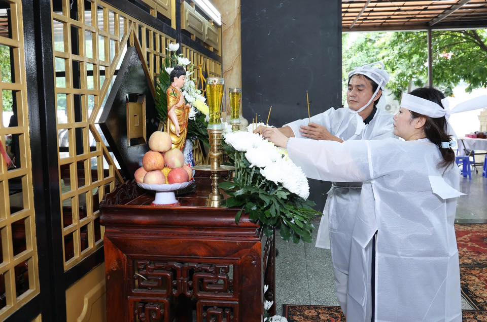 Hàng loạt sao Việt chia buồn với diễn viên Cao Minh Đạt - Ảnh 1.