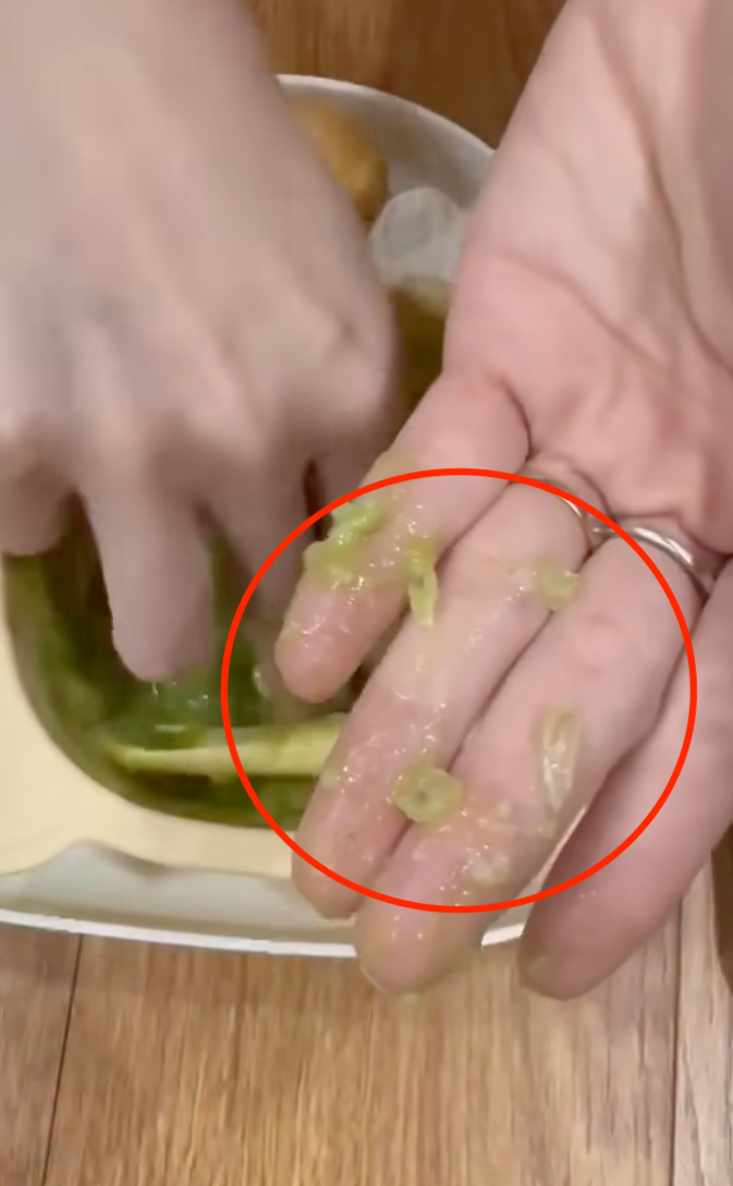 Dân tình phẫn nộ trước 