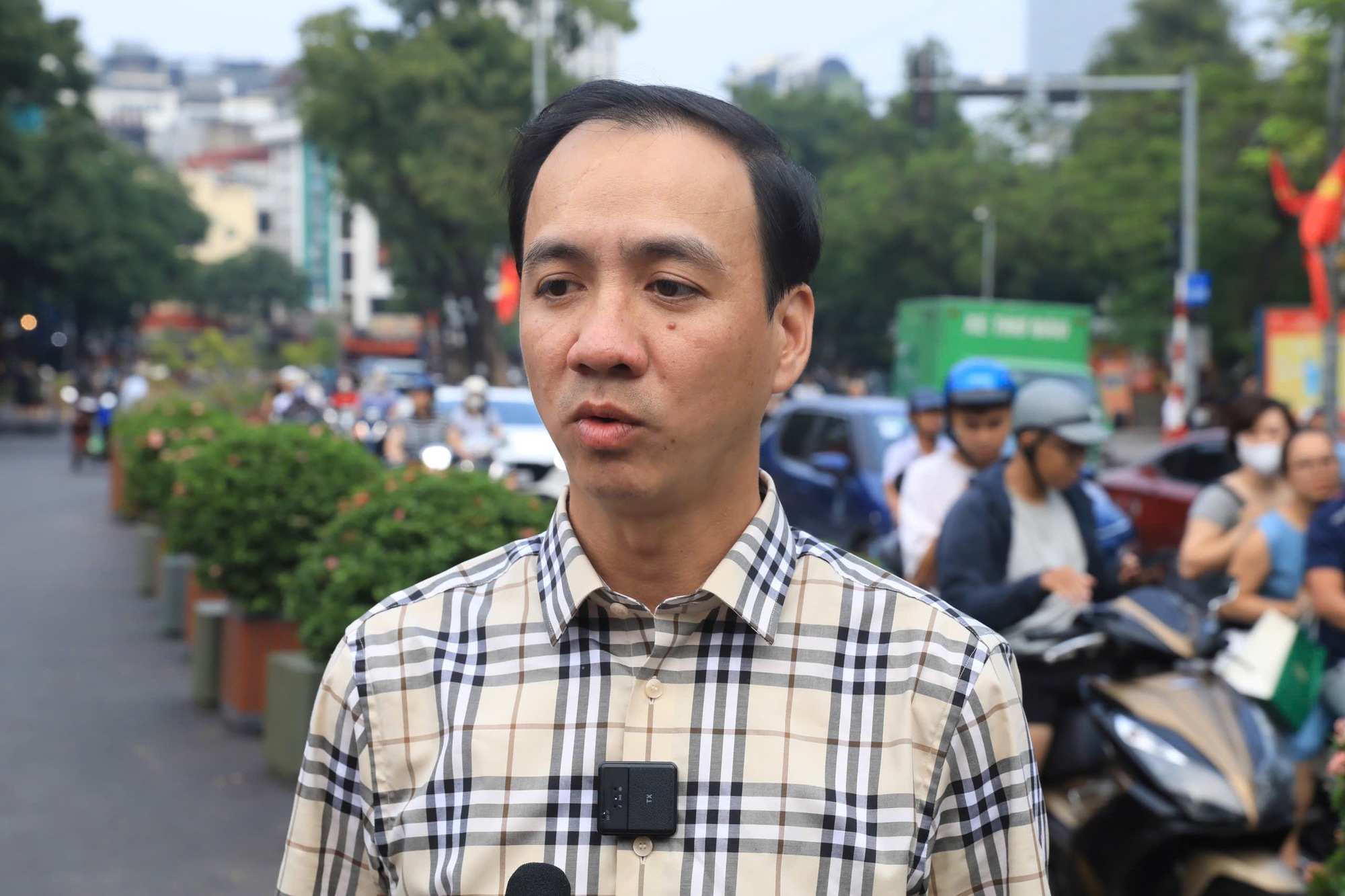Đơn vị tư vấn thiết kế nói Quảng trường Đông Kinh Nghĩa Thục "gần gũi với không gian phố cổ"- Ảnh 1.