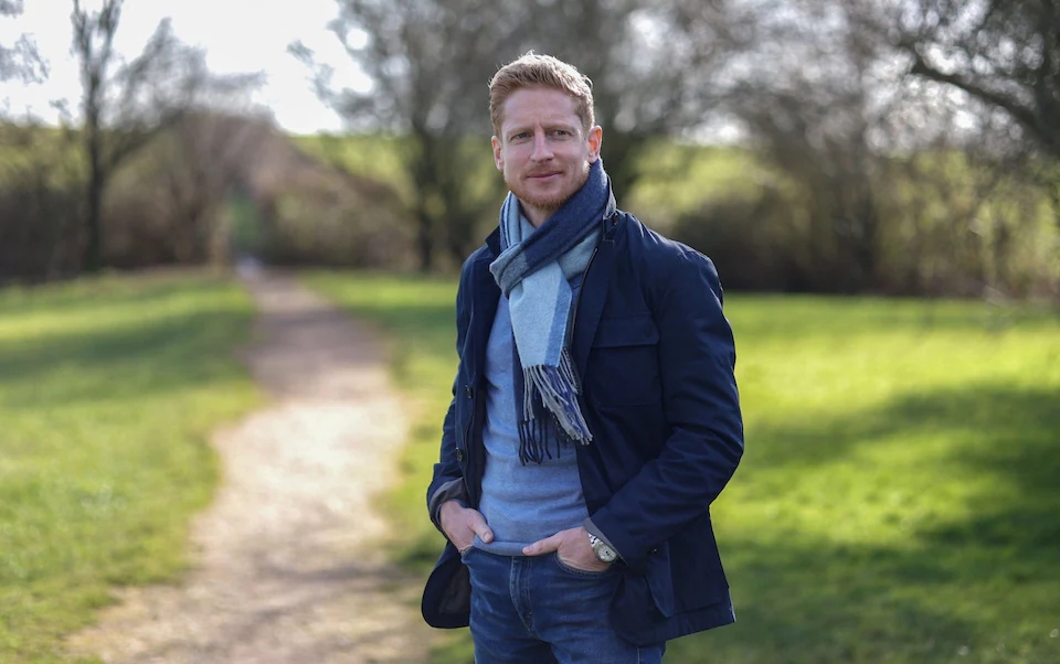 Nam giám đốc bất ngờ phát hiện ung thư giai đoạn 3: Hối hận vì đã bỏ qua 1 dấu hiệu suốt nhiều năm - Ảnh 1.