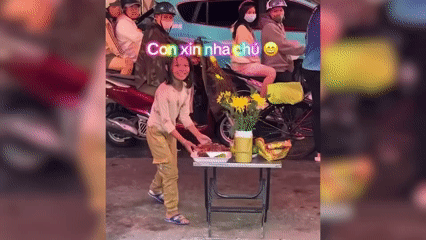 2 video "giật cô hồn" văn minh gây sốt mạng xã hội- Ảnh 1. 2 video "giật cô hồn" văn minh gây sốt mạng xã hội- Ảnh 1.