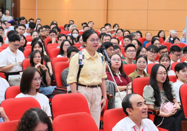 Những Tân Bác Sĩ Được Xin Info Nhiều Nhất Sau Buổi Chọn Chuyên Ngành Nội Trú 2 5 23374731 1757559594744 17575595953242092112272