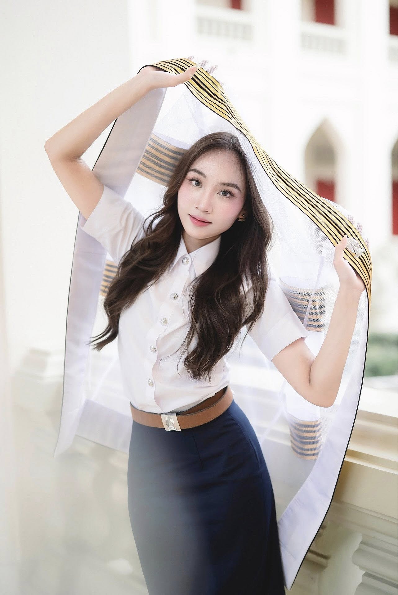 Ái nữ nhà HLV Kiatisuk xinh như hoa hậu, từng được "đẩy thuyền" với Văn Toàn nay hẹn hò trai đẹp y khoa gây sốt! - Ảnh 5. Ái nữ nhà HLV Kiatisuk xinh như hoa hậu, từng được "đẩy thuyền" với Văn Toàn nay hẹn hò trai đẹp y khoa gây sốt! - Ảnh 5.