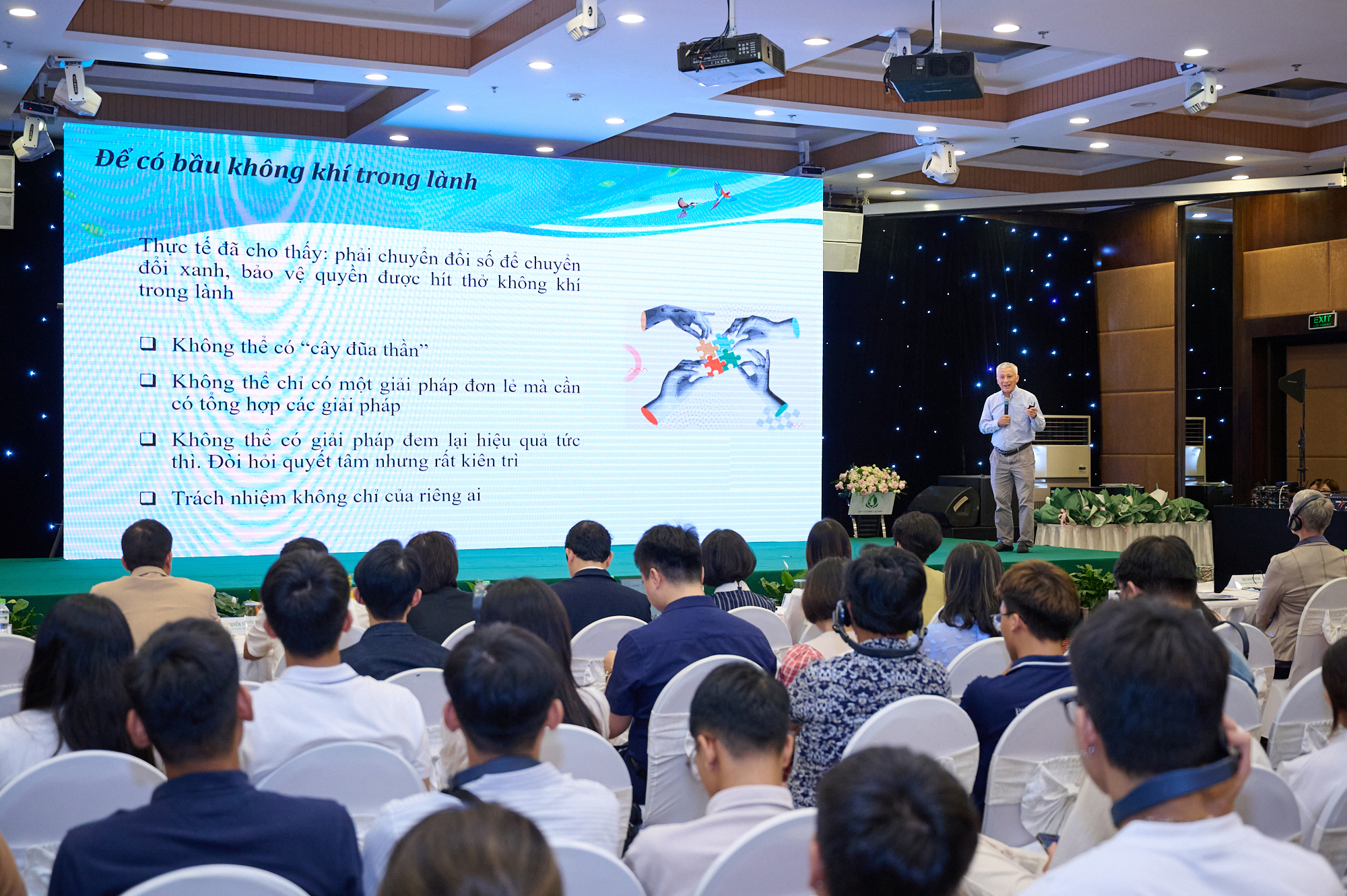 Ô nhiễm không khí gây ra khoảng 60.000 ca tử vong sớm mỗi năm ở Việt Nam- Ảnh 6. Ô nhiễm không khí gây ra khoảng 60.000 ca tử vong sớm mỗi năm ở Việt Nam- Ảnh 6.