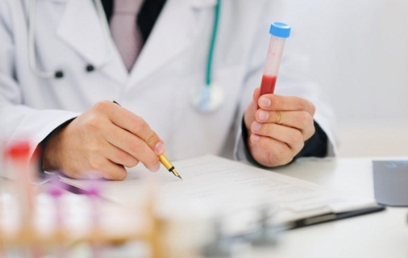 Ăn chay, gầy gò như “xác ve” vẫn sốc vì mỡ máu cao: Bác sĩ chỉ ra "thủ phạm" quen mặt - Ảnh 2.