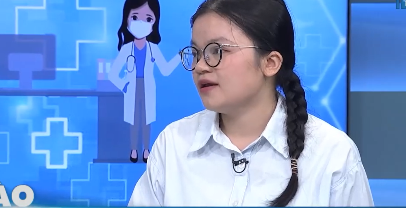 Bí Quyết Chinh Phục Kỳ Thi Khốc Liệt Nhất Đh Y Hà Nội Của Nữ Bác Sĩ Nội Trú Nội Tim Mạch: &Quot;Em Xóa Facebook, Messenger, Xóa Luôn Cả Shopee&Quot; 2 Bac Si Noi Tru 2 1757579562776 17575795631811679045704
