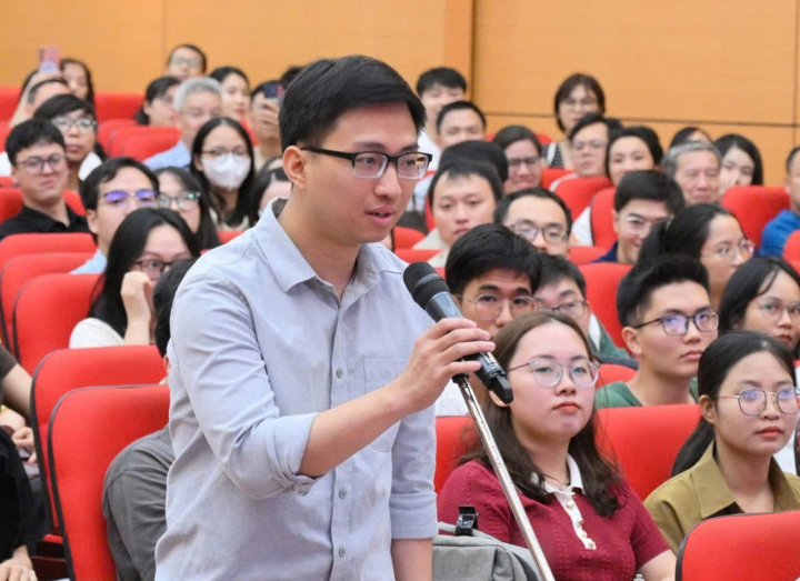 Những Tân Bác Sĩ Được Xin Info Nhiều Nhất Sau Buổi Chọn Chuyên Ngành Nội Trú 1 Duy 2 23244961 1757559592581 1757559592903519390266