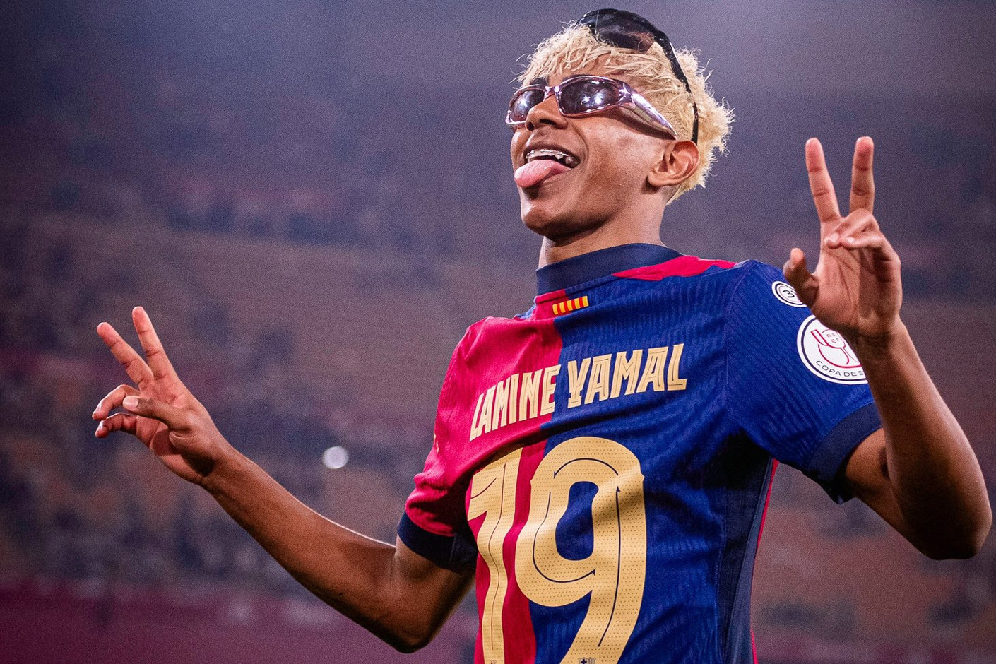 Thần đồng Lamine Yamal được "nuông chiều" khiến cầu thủ Barcelona ghen tỵ, phòng thay đồ bắt đầu "lục đục" - Ảnh 2.