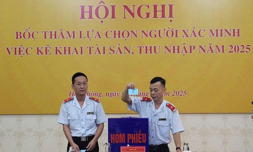 Đề xuất của Thanh tra Chính phủ về kiểm soát tài sản cán bộ thuộc Bộ Chính trị - Ảnh 1. Đề xuất của Thanh tra Chính phủ về kiểm soát tài sản cán bộ thuộc Bộ Chính trị - Ảnh 1.