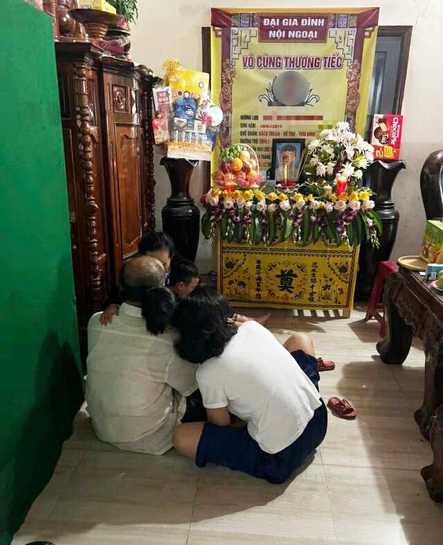 Vụ nam sinh bị xe rác tông tử vong ở sân trường: Nhà trường lên tiếng việc không có camera tại khu vực tai nạn - Ảnh 2.