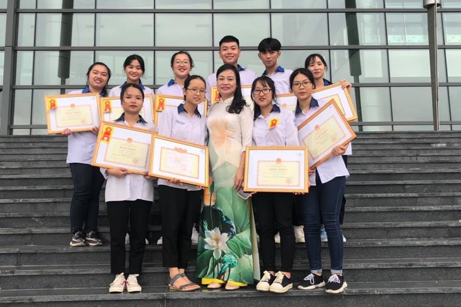 &Quot;Tinh Hoa Trong Tinh Hoa&Quot; - Thủ Khoa Kỳ Thi Bác Sĩ Nội Trú 2025 Từng Trưởng Thành Từ Ngôi Trường Cấp 3 Nổi Tiếng 12 1 17575966784821127447844 1757647740996 17576477412721329144785