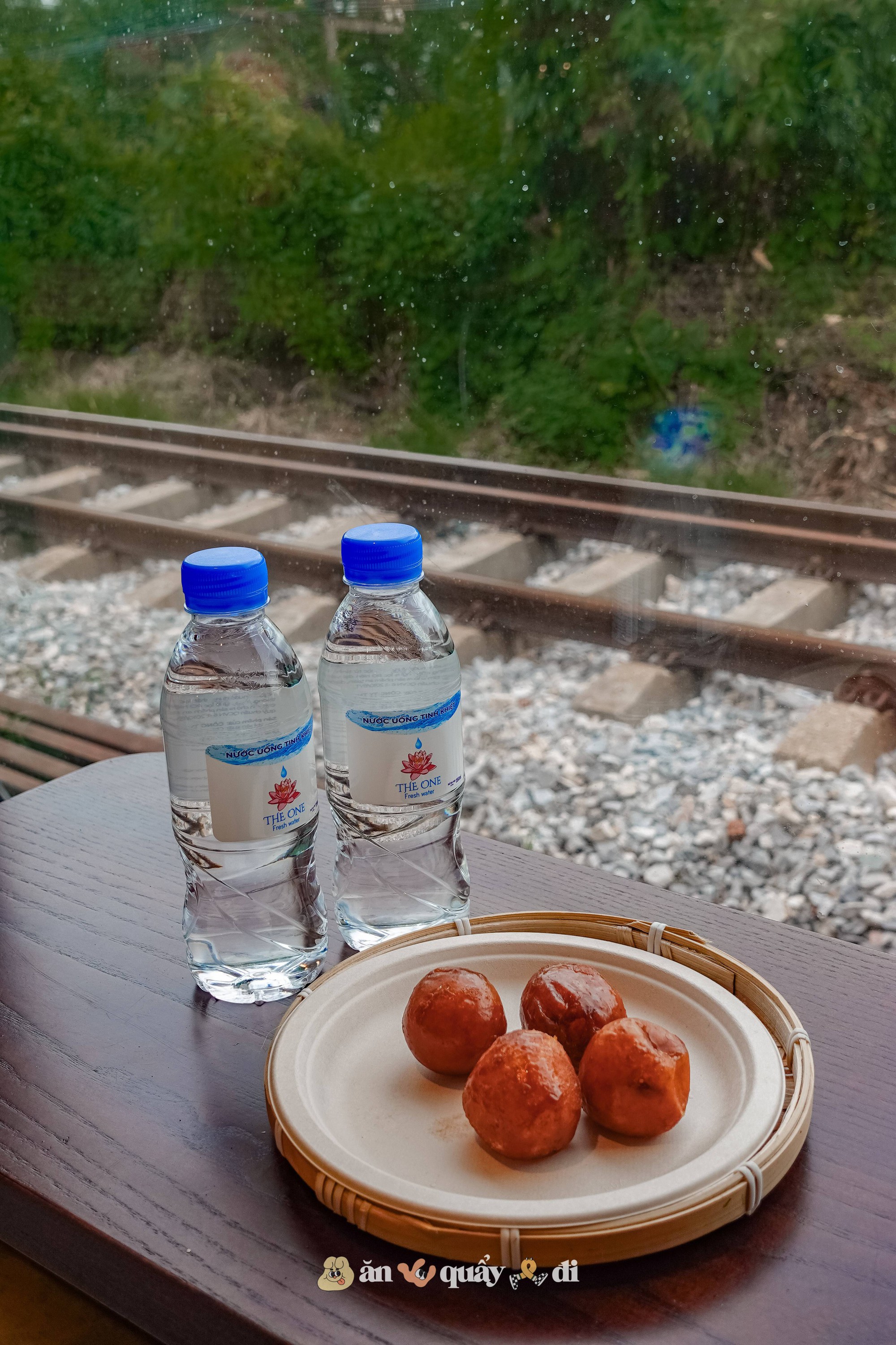 Chi 550k trải nghiệm 3,5h trên tàu "Hà Nội 5 cửa ô": Xịn như khách sạn hay còn điều gì khiến du khách lăn tăn? - Ảnh 15.