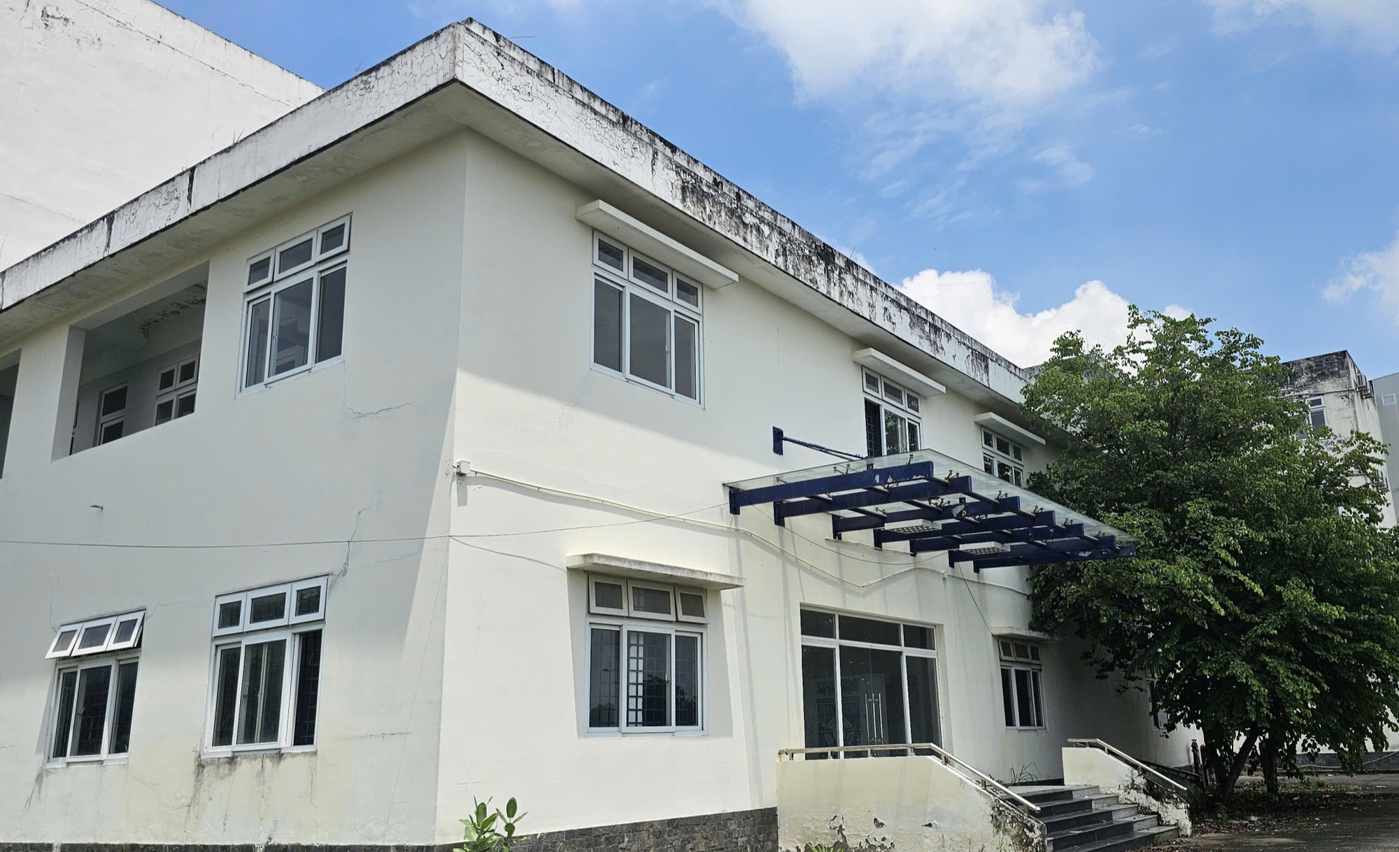 Hình Ảnh Bệnh Viện Tâm Thần Ở Tp Hcm Bỏ Hoang Nhiều Năm- Ảnh 4. Hình Ảnh Bệnh Viện Tâm Thần Ở Tp Hcm Bỏ Hoang Nhiều Năm- Ảnh 4.