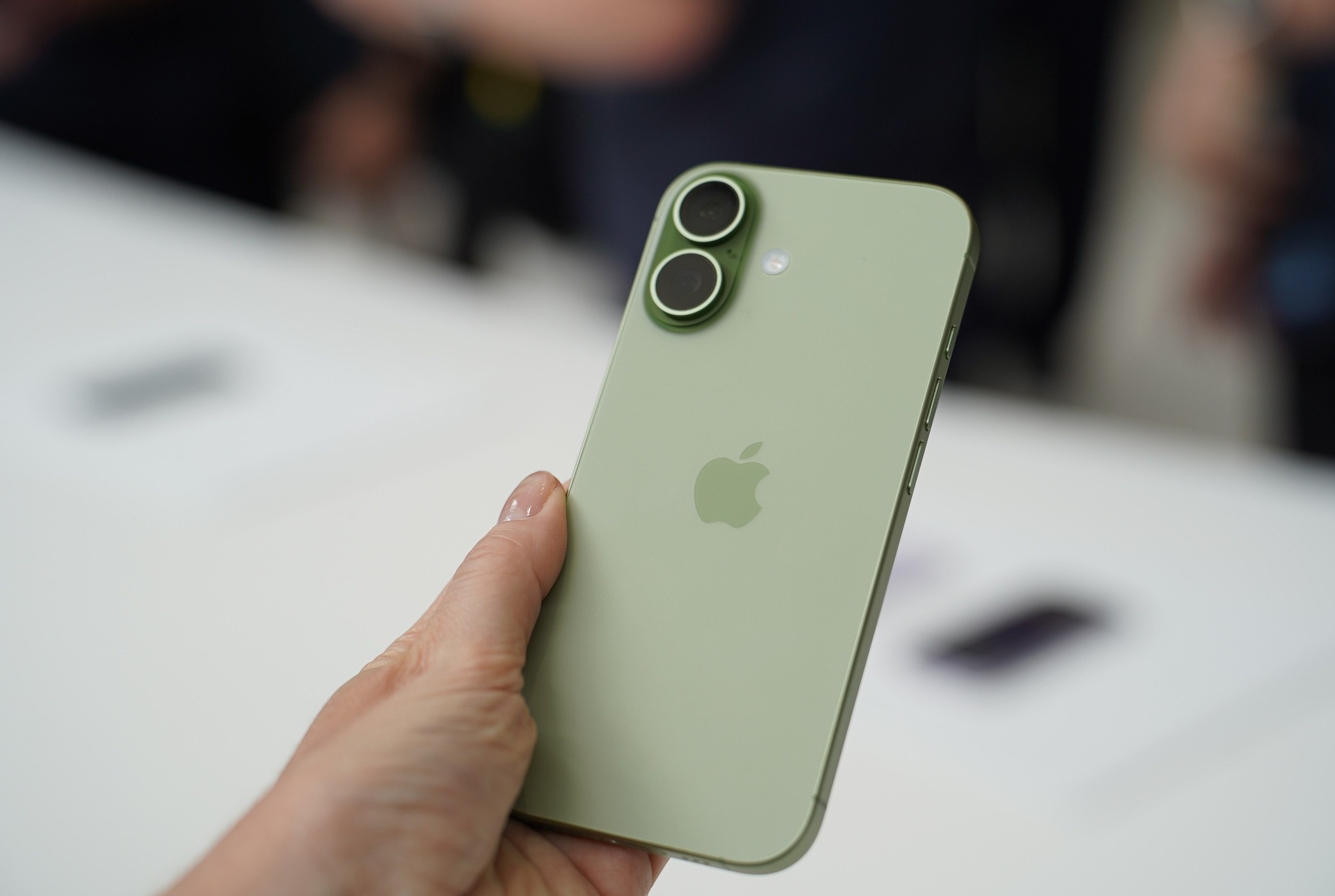 Với 7 Nâng Cấp Này, Đây Mới Là Chiếc Iphone Đáng Xuống Tiền Nhất Lúc Này 1 Với 7 Nâng Cấp Này, Đây Mới Là Chiếc Iphone Đáng Tiền Nhất Lúc Này - Ảnh 1.