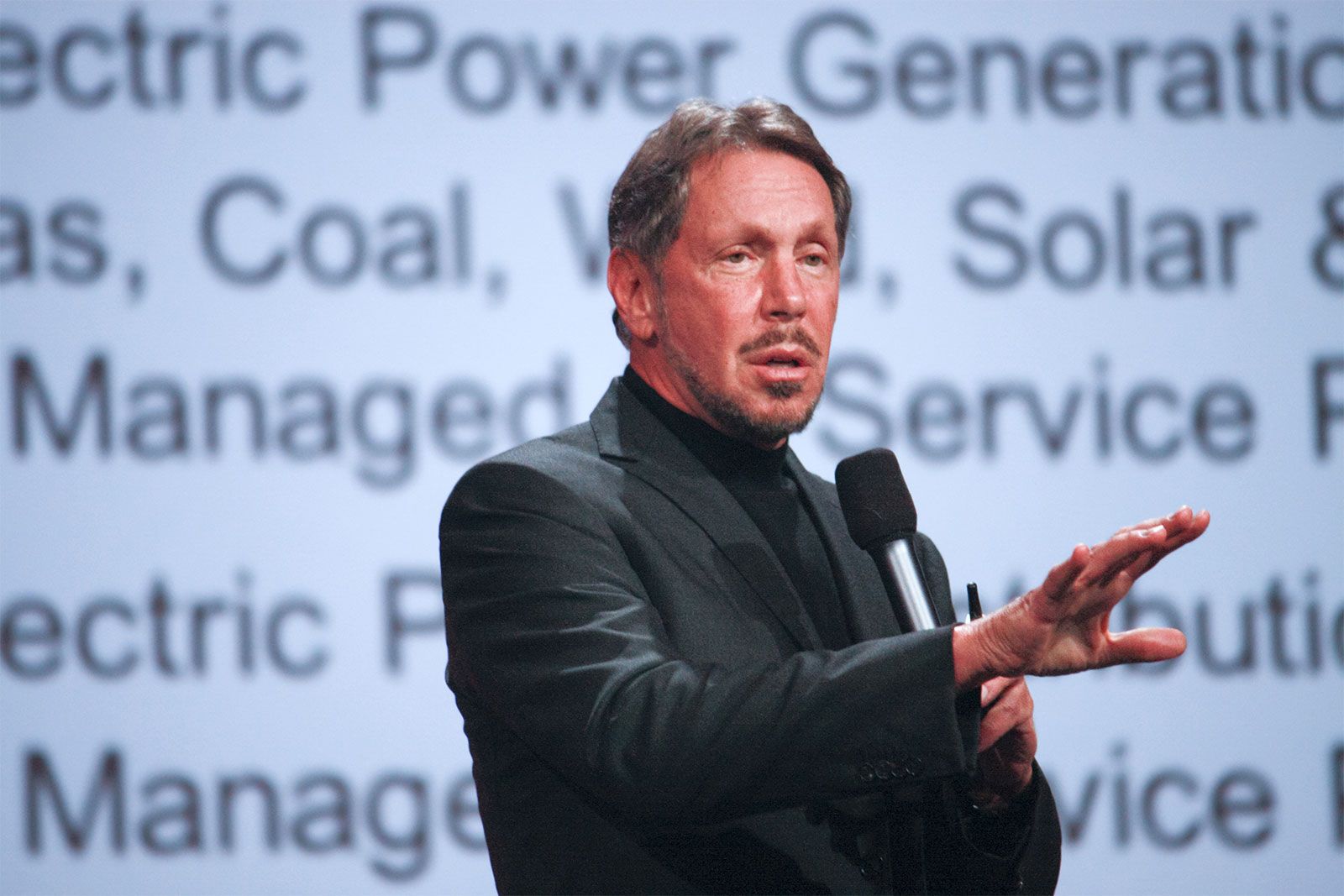 Larry Ellison vượt Elon Musk thành tỷ phú giàu nhất thế giới nhờ AI - Ảnh 2. Larry Ellison vượt Elon Musk thành tỷ phú giàu nhất thế giới nhờ AI - Ảnh 2.