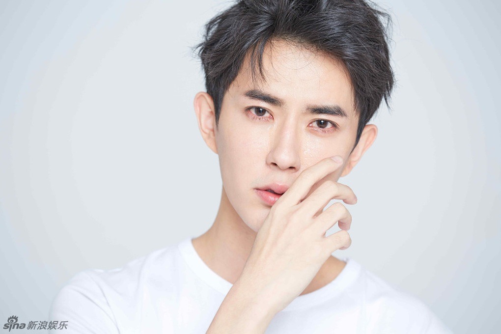 Vụ "mỹ nam số 1 Trung Quốc" ng&atilde; lầu tử vong: Nh&acirc;n chứng kể lại hiện trường đầy thương t&acirc;m - Ảnh 4.