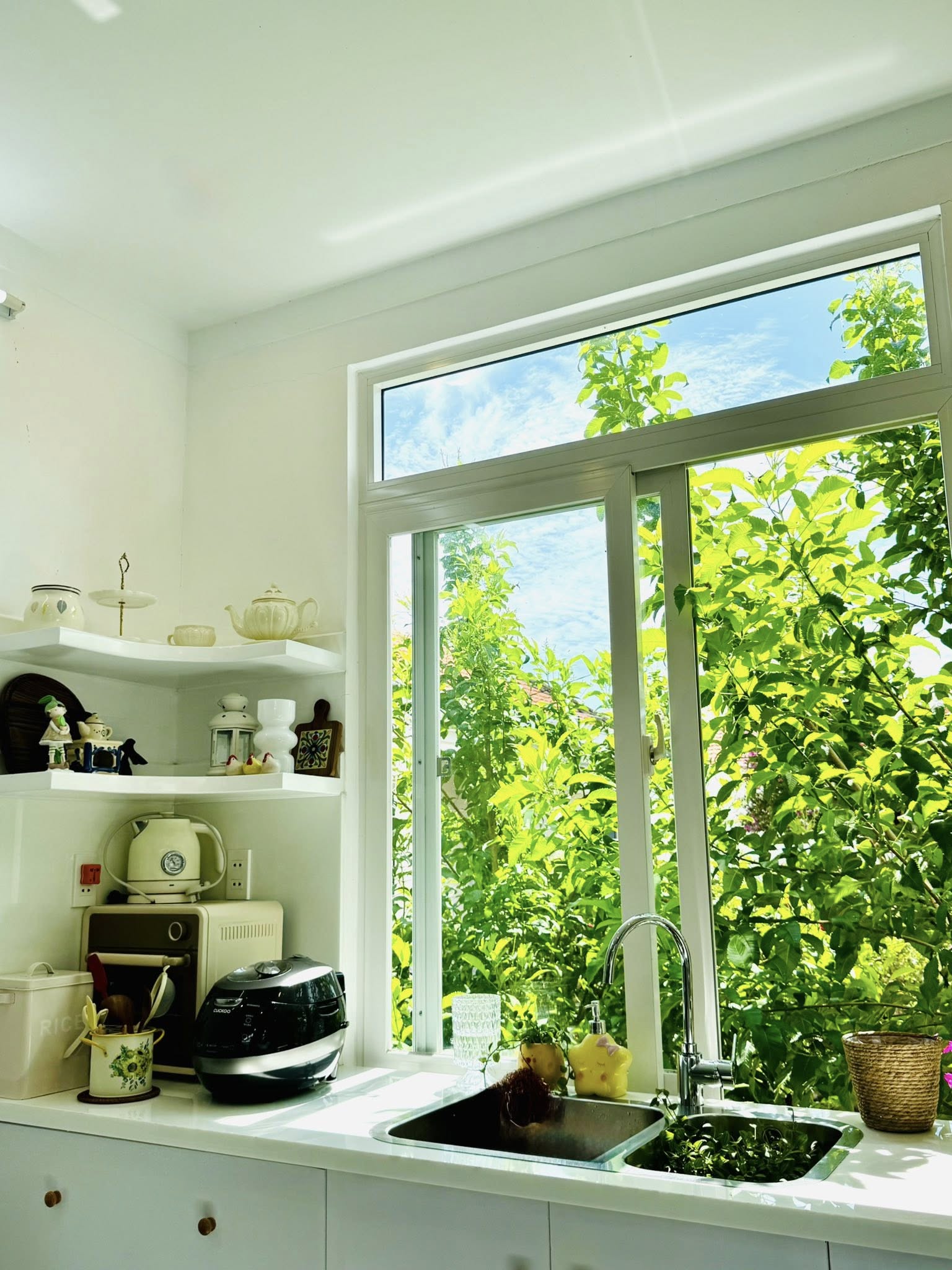 Từng mơ có "gác tía lầu son" rồi đột ngột chuyển hướng về quê mua nhà: Cuộc sống của mẹ 9x sau gần 3 năm thay đổi đến không ngờ- Ảnh 1. Từng mơ có "gác tía lầu son" rồi đột ngột chuyển hướng về quê mua nhà: Cuộc sống của mẹ 9x sau gần 3 năm thay đổi đến không ngờ- Ảnh 1.