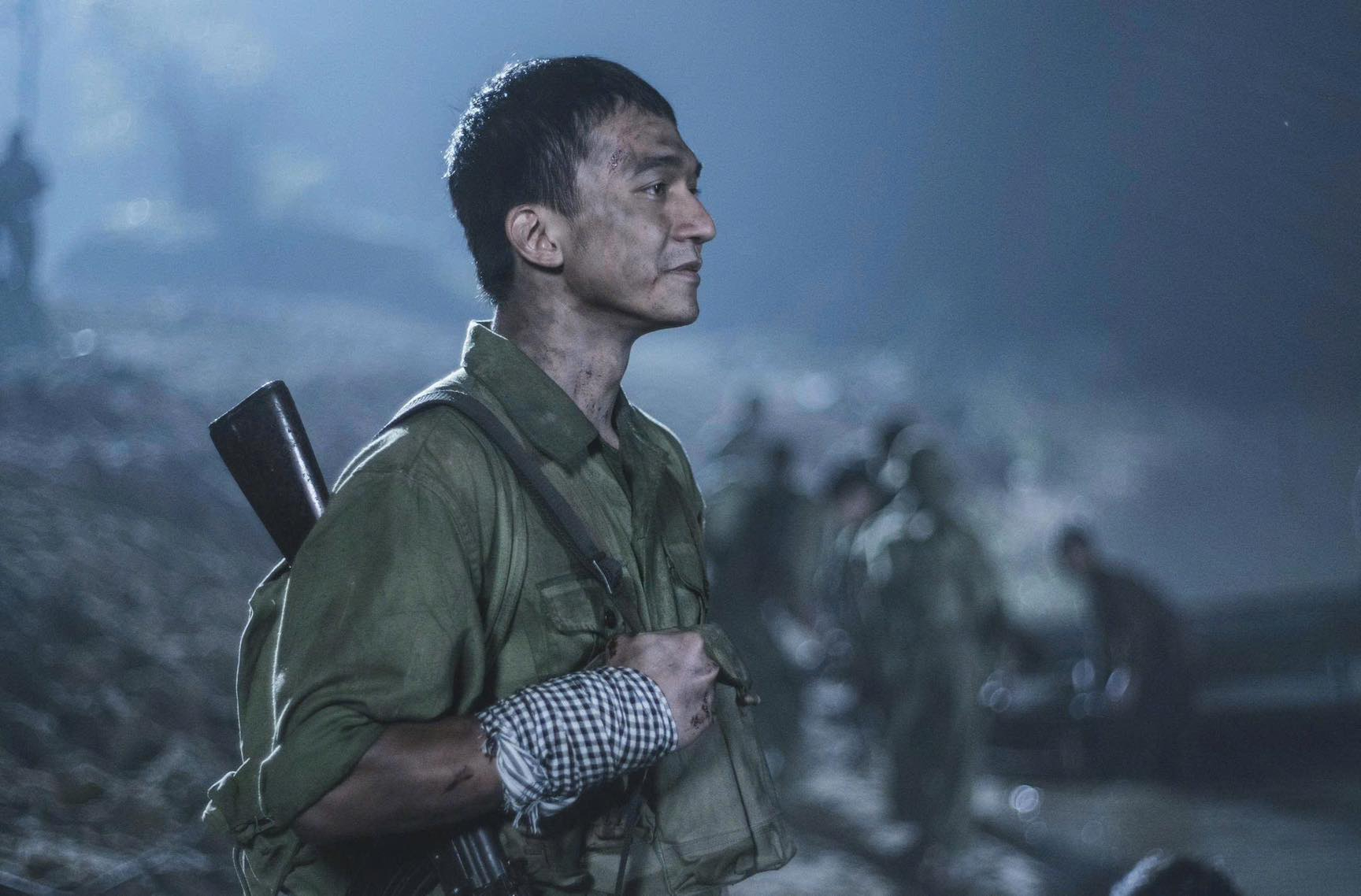 Nhật Hoàng phim Mưa đỏ: "Tôi được huấn luyện khắc nghiệt về thể lực, kỹ thuật cận chiến"- Ảnh 1.