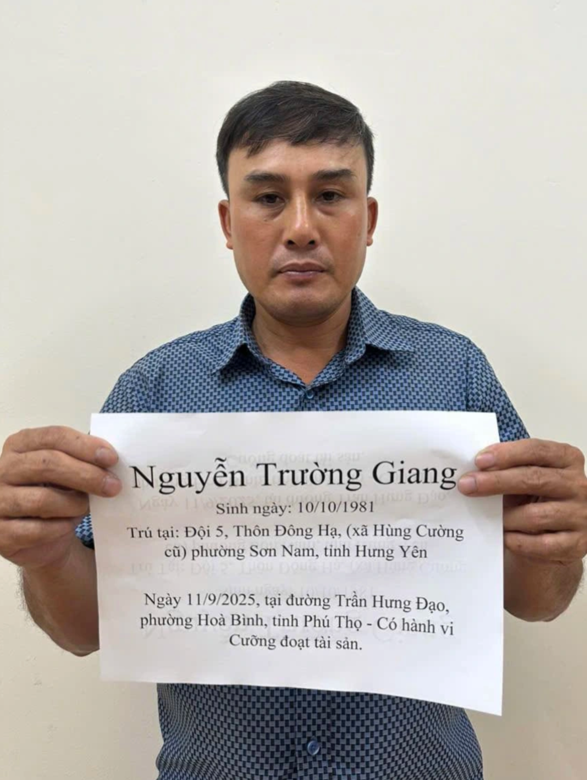 Tài xế ép người phụ nữ trả 2,5 triệu đồng/cuốc xe 70km nói lý do nổi lòng tham khi về tới Bến xe Hòa Bình - Ảnh 1.