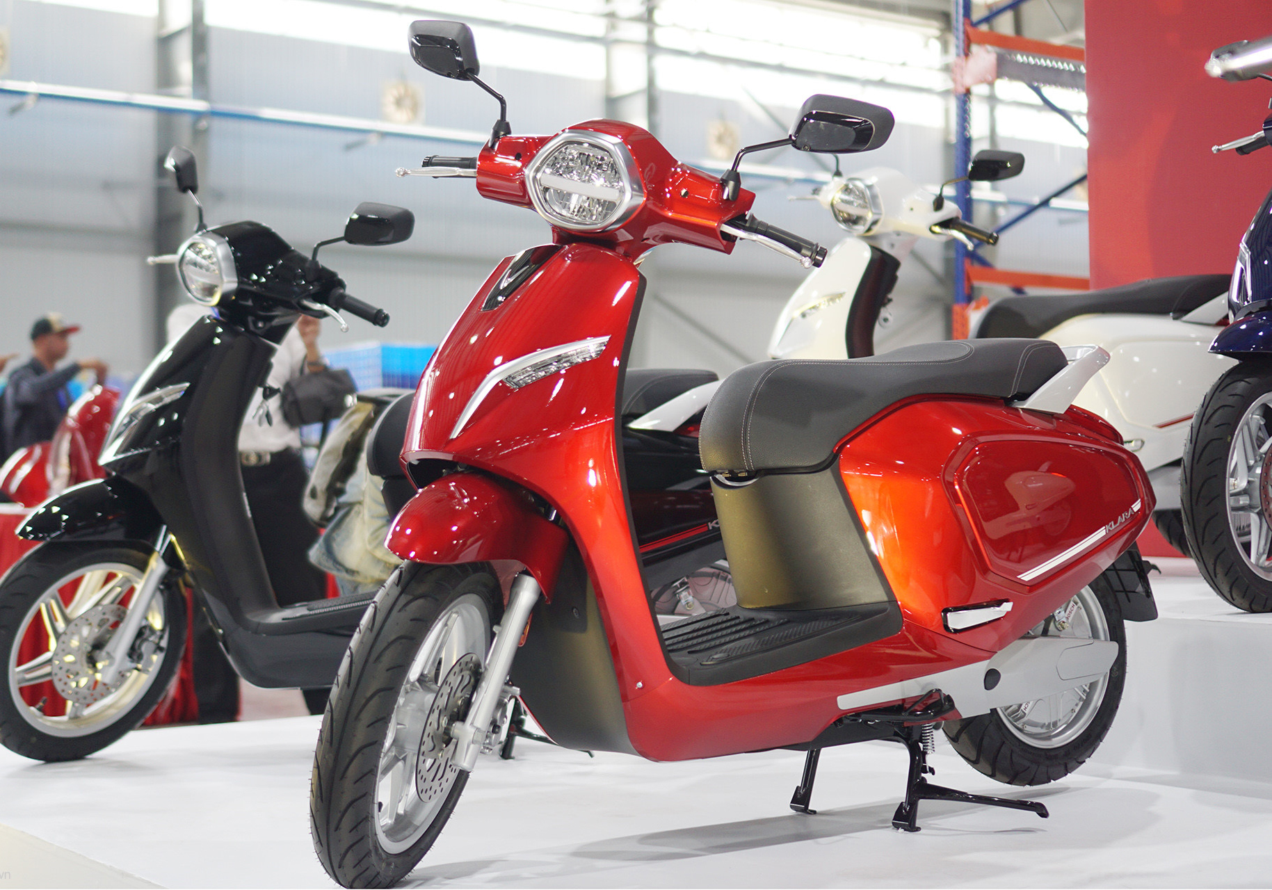 Xe máy điện gây sốt khi giảm giá còn 25 triệu: Ngoại hình đẹp, pin chạy 112km thách thức xe xăng- Ảnh 1. Xe máy điện gây sốt khi giảm giá còn 25 triệu: Ngoại hình đẹp, pin chạy 112km thách thức xe xăng - Ảnh 1.